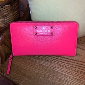 Kate Spade Pink Zip Wallet